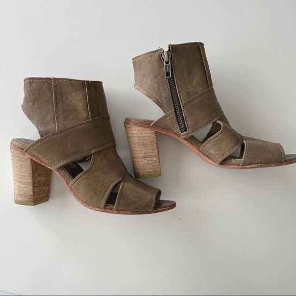 𝅺FREE People Chunky Heel Peep Toe Ankle Zip Booties Womens 7 - Picture 8 of 8